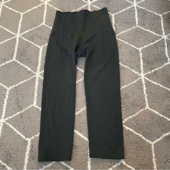 🌻BOGO FREE RYU Black Cropped Leggings Size XS GUC - Picture 5 of 5